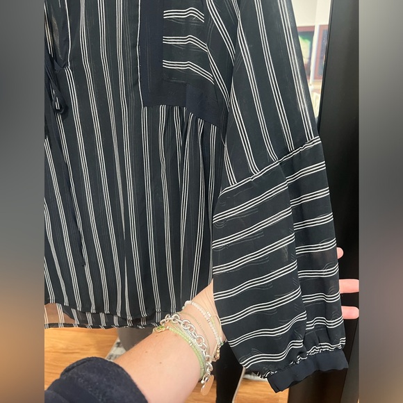 Sheer navy & white stripped flowy blouse - Picture 7 of 11